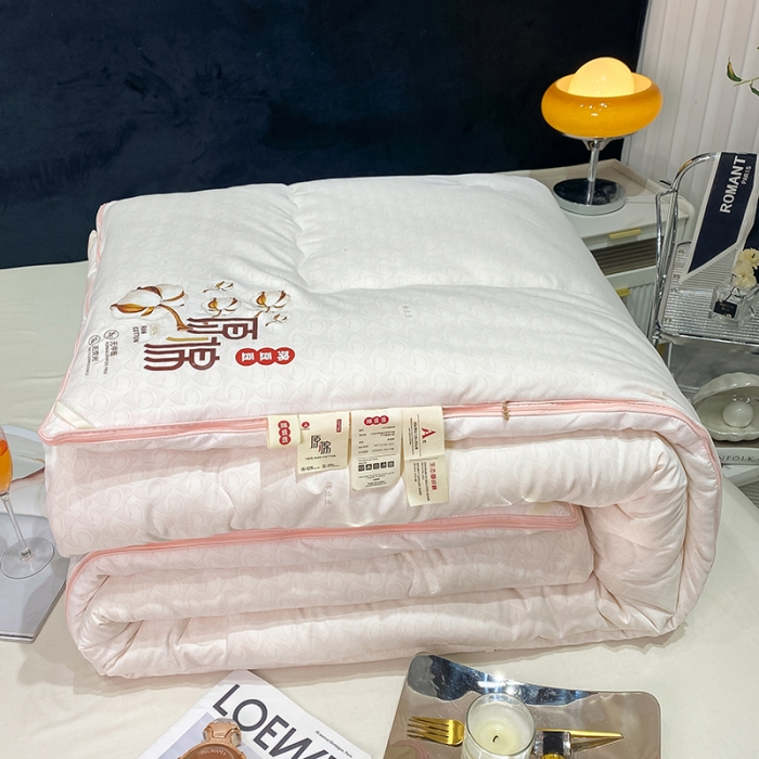 91家纺网 家纺一手货源 找家纺 丽卡家纺 家居馆 2023新款绵豆豆子母被 绵豆豆子母被-粉色
