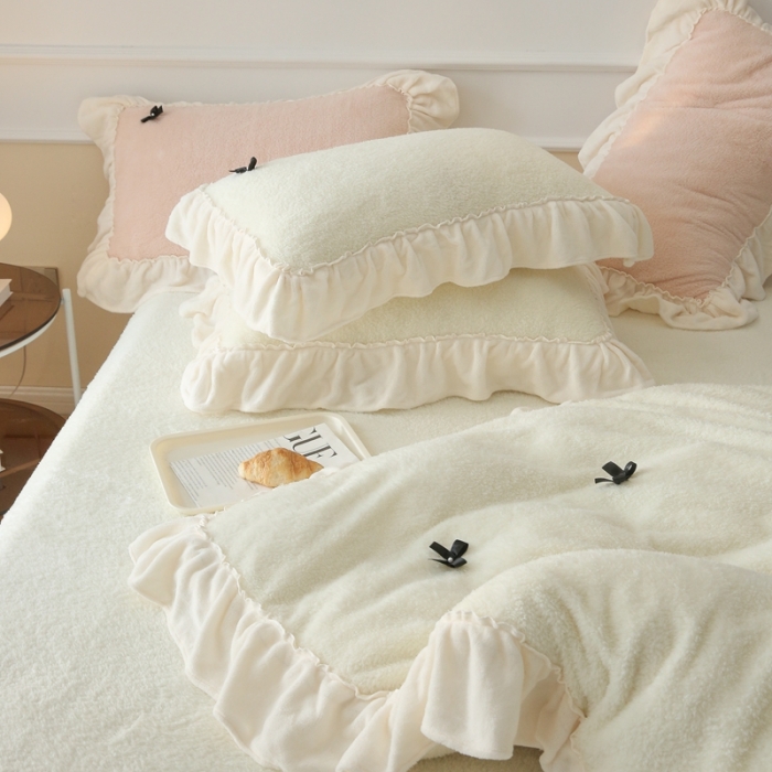 91家纺网 家纺一手货源 找家纺 玛奇朵  2022高克重进口泰迪绒三件套四件套-仙朵系列 仙朵-白