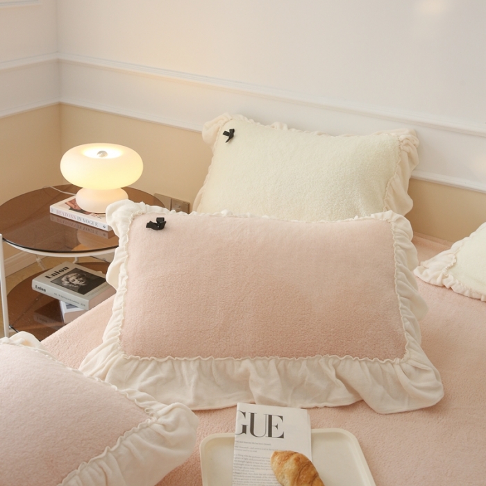 91家纺网 家纺一手货源 找家纺 玛奇朵  2022高克重进口泰迪绒三件套四件套-仙朵系列 仙朵-粉