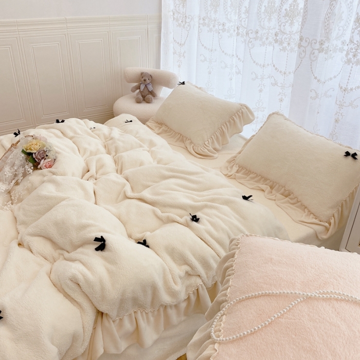 91家纺网 家纺一手货源 找家纺 玛奇朵  2022新款高克重进口泰迪绒三件套四件套-仙朵系列 仙朵-白