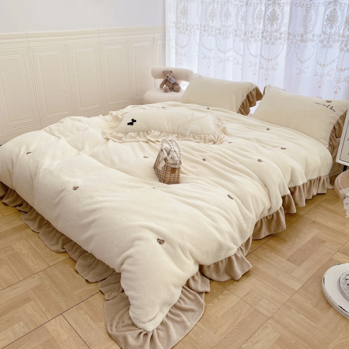 91家纺网 家纺一手货源 找家纺 （总）玛奇朵 2022秋冬新款泰迪绒刺绣系列四件套