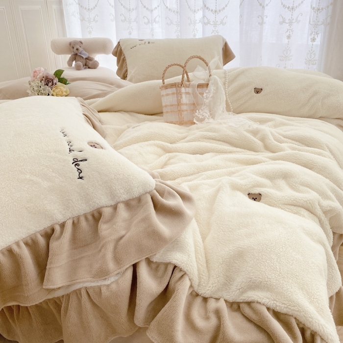 91家纺网 家纺一手货源 找家纺 （总）玛奇朵 2022秋冬新款泰迪绒刺绣系列四件套