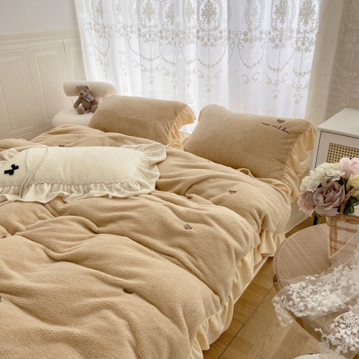 91家纺网 家纺一手货源 找家纺 玛奇朵 2022秋冬新款泰迪绒刺绣系列四件套 泰迪-栗色