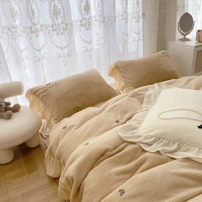 91家纺网 家纺一手货源 找家纺 玛奇朵 2022秋冬新款泰迪绒刺绣系列四件套 泰迪-栗色