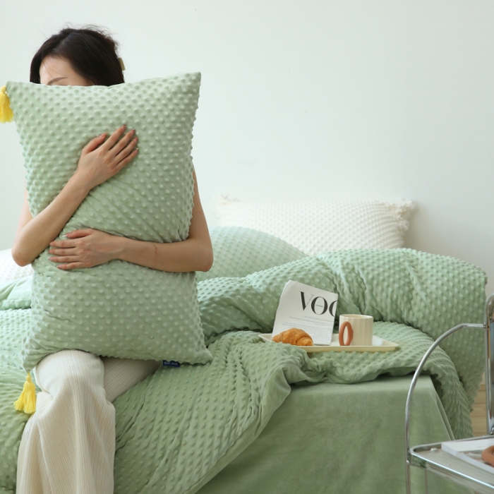 91家纺网 家纺一手货源 找家纺 玛奇朵 2022升级版A类豆豆绒流苏系列三件套四件套 豆豆绒-抹茶绿