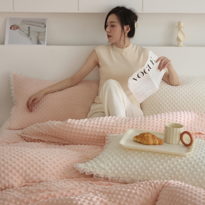 91家纺网 家纺一手货源 找家纺 玛奇朵 2022升级版A类豆豆绒梦露系列四件套 梦露-婴儿粉