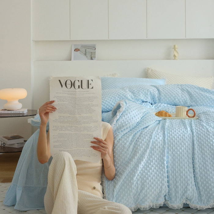 91家纺网 家纺一手货源 找家纺 玛奇朵 2022升级版A类豆豆绒梦露系列四件套 梦露-婴儿蓝