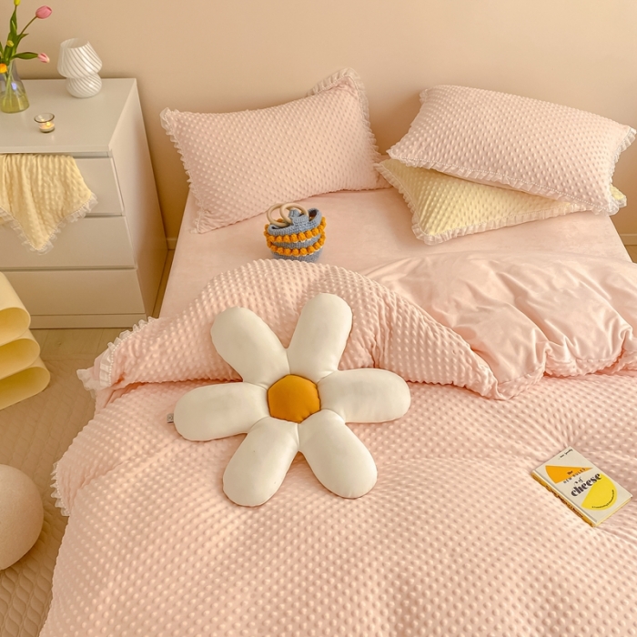 91家纺网 家纺一手货源 找家纺 玛奇朵  2022升级版A类豆豆绒梦露系列四件套 梦露-婴儿粉