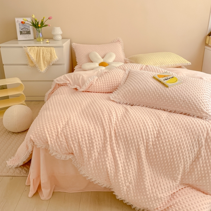 91家纺网 家纺一手货源 找家纺 玛奇朵  2022升级版A类豆豆绒梦露系列四件套 梦露-婴儿粉