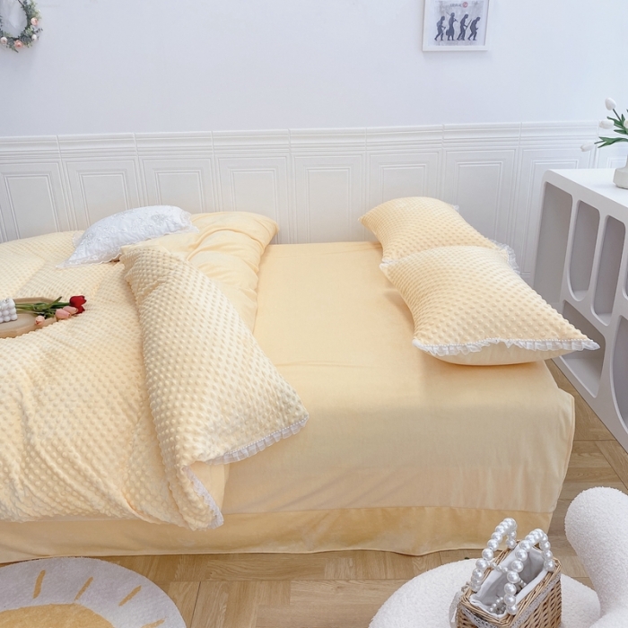 91家纺网 家纺一手货源 找家纺 玛奇朵  2022升级版A类豆豆绒梦露系列四件套 梦露-亮丽黄