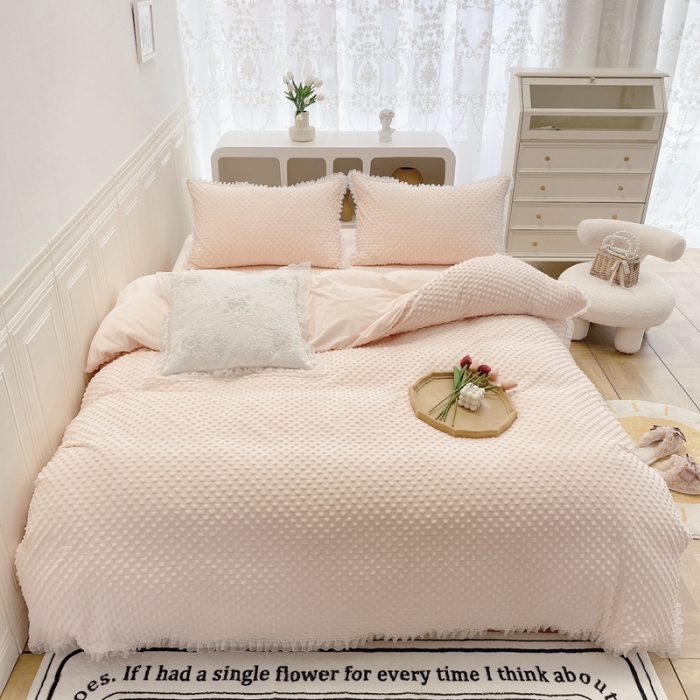 91家纺网 家纺一手货源 找家纺 玛奇朵  2022升级版A类豆豆绒梦露系列四件套 梦露-婴儿粉