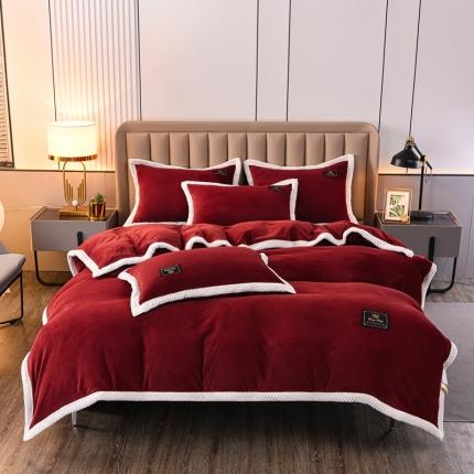 91家纺网 家纺一手货源 找家纺 澳洲羽2024新款防静电高克重纯色丝滑宽边牛奶绒四件套经典红