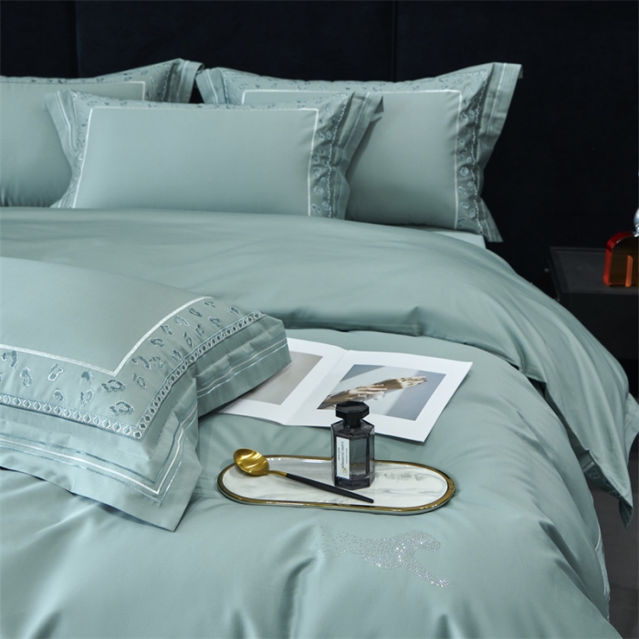 91家纺网 家纺一手货源 找家纺 榻尚 2023豹纹刺绣工艺超柔长绒棉四件套赫拉-湖绿