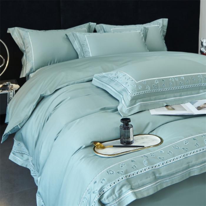 91家纺网 家纺一手货源 找家纺 榻尚 2023豹纹刺绣工艺超柔长绒棉四件套赫拉-湖绿