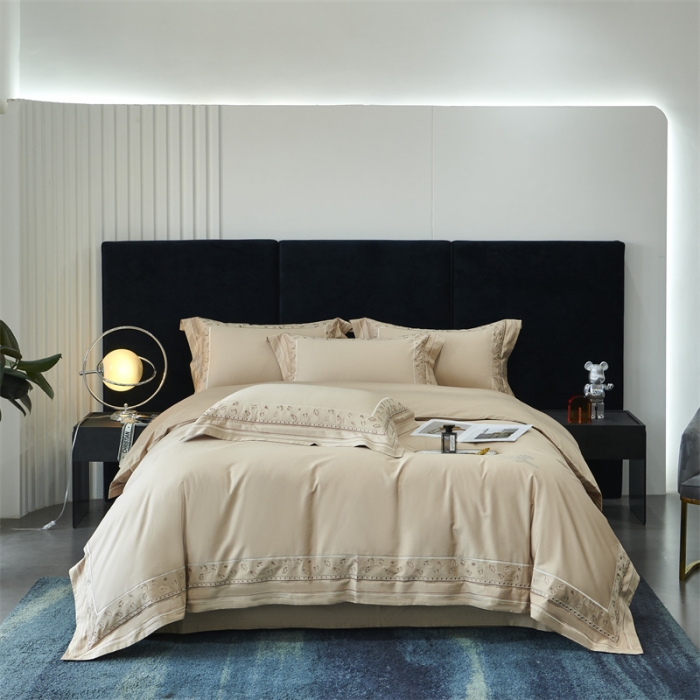 91家纺网 家纺一手货源 找家纺 榻尚2023豹纹刺绣工艺超柔长绒棉四件套赫拉-香槟金