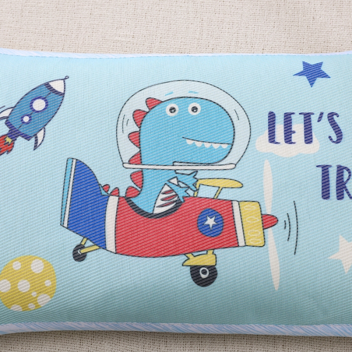 91家纺网 家纺一手货源 找家纺 吉咪兔 2022新款大版卡通冰丝凉席枕套 恐龙飞船