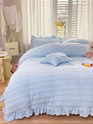 91家纺网 家纺一手货源 找家纺 欧冠家纺 2022新款 高端牛奶绒提花四件套 静谧蓝