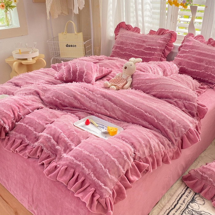 91家纺网 家纺一手货源 找家纺 欧冠家纺 2022新款 高端牛奶绒提花四件套 豆沙红