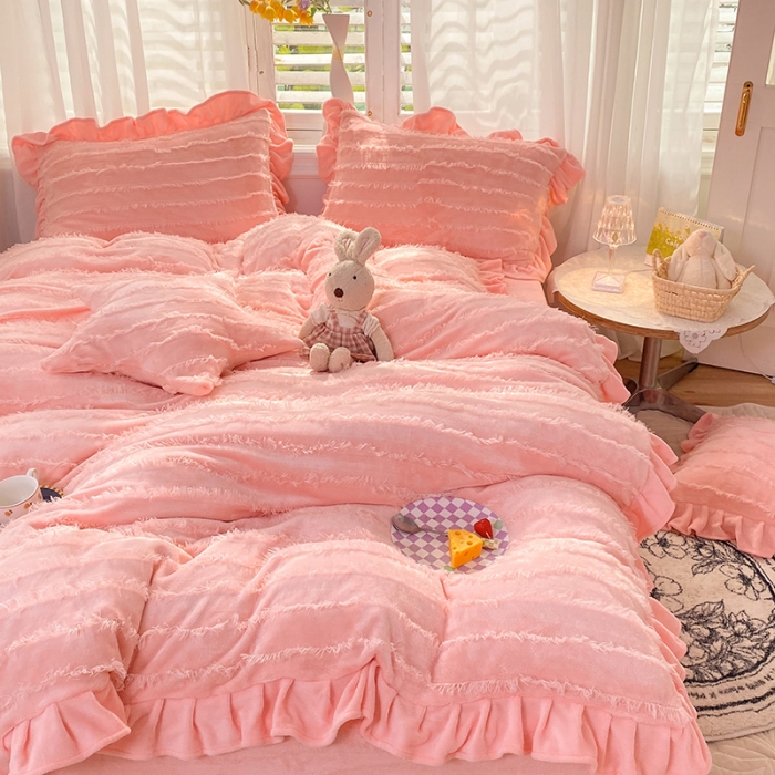 91家纺网 家纺一手货源 找家纺 欧冠家纺 2022新款 高端牛奶绒提花四件套 蜜桃粉