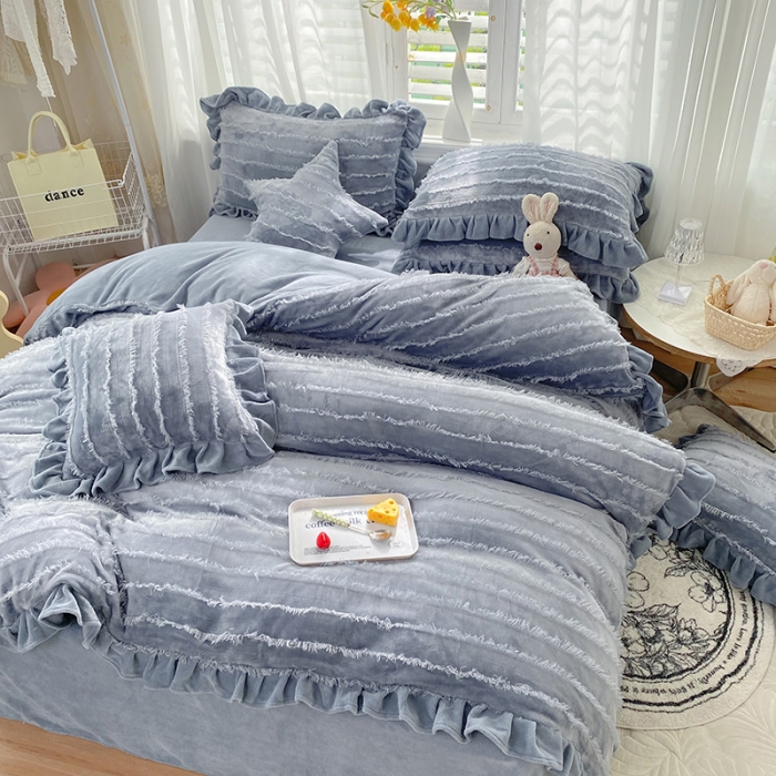 91家纺网 家纺一手货源 找家纺 欧冠家纺 2022新款 高端牛奶绒提花四件套 摩登灰