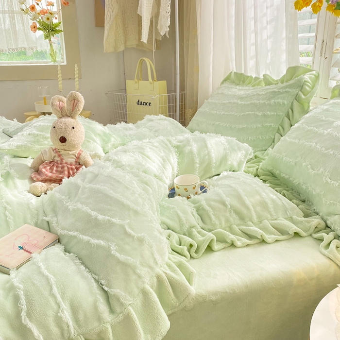 91家纺网 家纺一手货源 找家纺 欧冠家纺 2022新款 高端牛奶绒提花四件套 抹茶绿