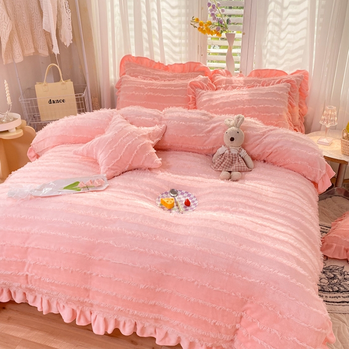 91家纺网 家纺一手货源 找家纺 欧冠家纺 2022新款 高端牛奶绒提花四件套 蜜桃粉