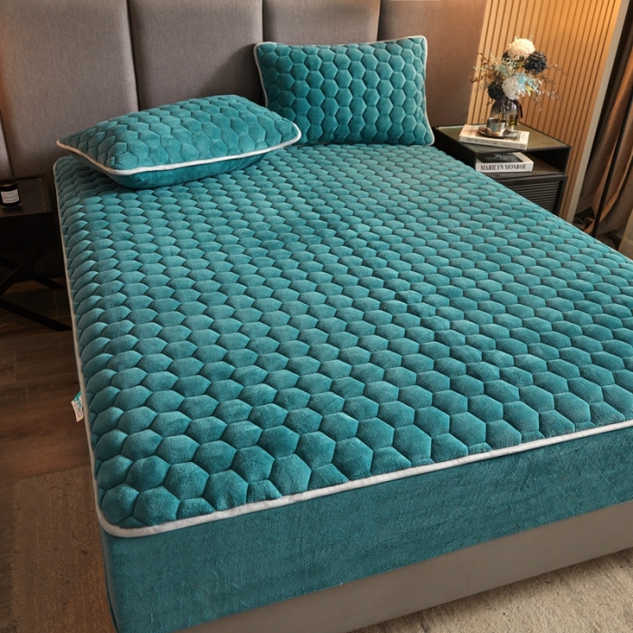 91家纺网 家纺一手货源 找家纺 柔品 2025新款牛奶绒床笠 湖绿