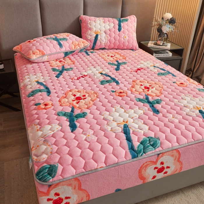 91家纺网 家纺一手货源 找家纺 柔品 2025新款牛奶绒床笠 花海-玉