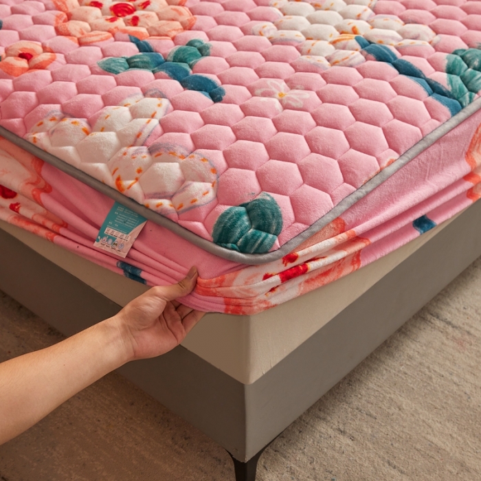 91家纺网 家纺一手货源 找家纺 柔品 2025新款牛奶绒床笠 花海-玉