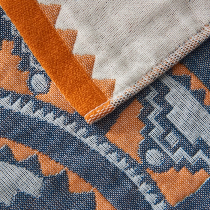 91家纺网 家纺一手货源 找家纺 朴尔  2022年新款波西米亚风全棉四层纱布枕巾一对装 塞尔维亚藏青