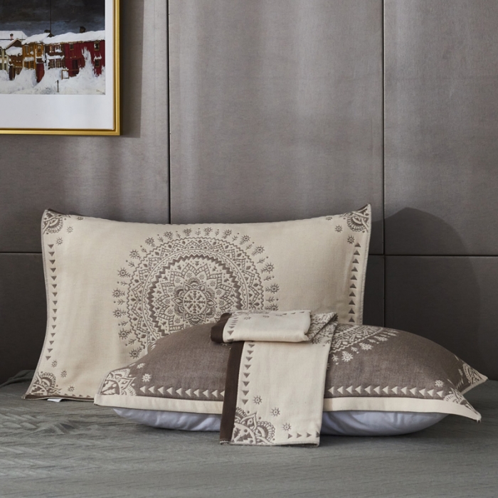 91家纺网 家纺一手货源 找家纺 朴尔  2022年新款波西米亚风全棉四层纱布枕巾一对装 太阳神咖