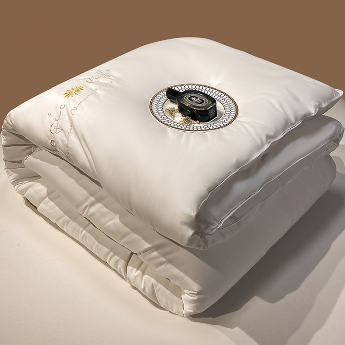 91家纺网 家纺一手货源 找家纺 （总）子由 2022新款水洗棉亲肤绣花大豆纤维被【包质检】