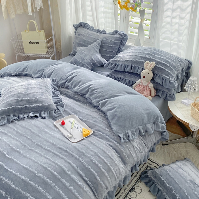 91家纺网 家纺一手货源 找家纺 绒世界 2022新款 高端牛奶绒提花四件套 摩登灰