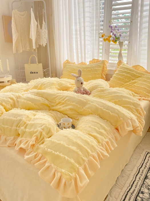 91家纺网 家纺一手货源 找家纺 绒世界 2022新款 高端牛奶绒提花四件套 柠檬黄