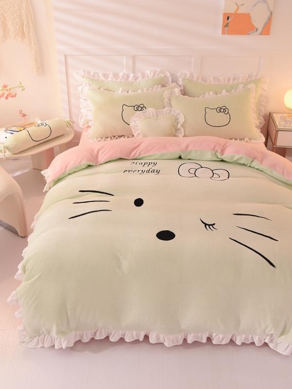 91家纺网 家纺一手货源 找家纺 绒世界2022新款高端牛奶绒卡通刺绣四件套 美美猫-抹茶拼粉