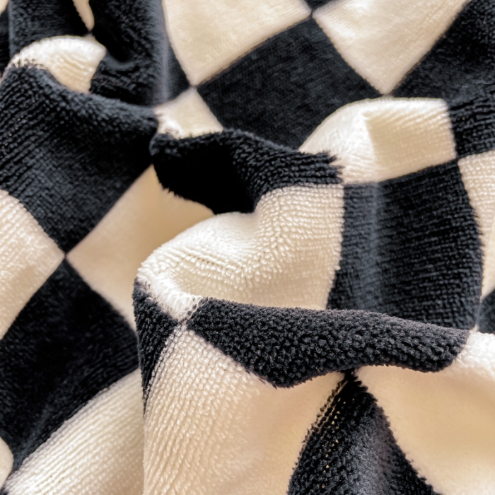 91家纺网 家纺一手货源 找家纺 沐慕  2022新款牛奶绒拼羊羔绒毛毯 黑白格