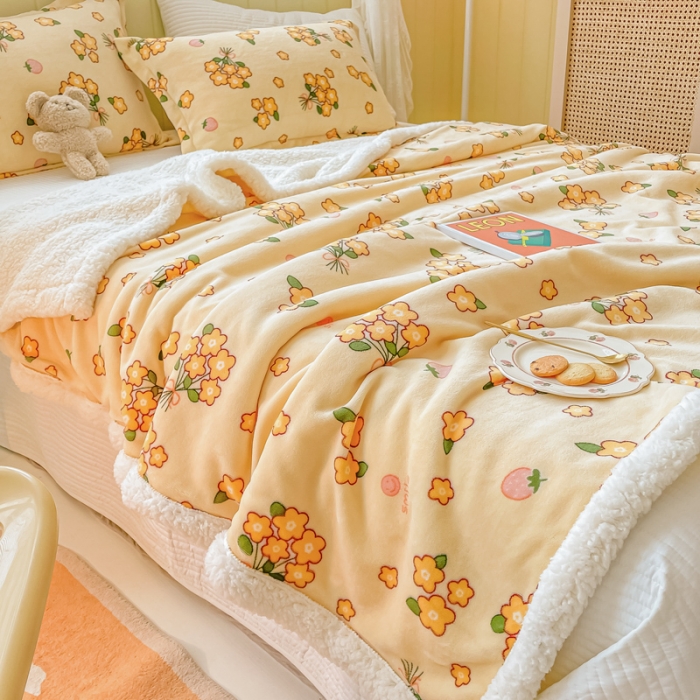 91家纺网 家纺一手货源 找家纺 沐慕  2022新款牛奶绒拼羊羔绒毛毯 花儿朵朵