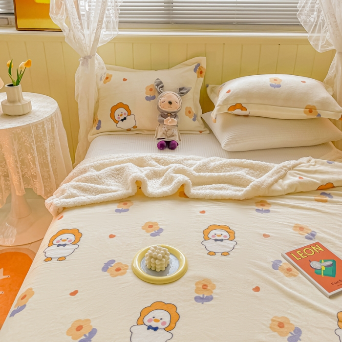 91家纺网 家纺一手货源 找家纺 沐慕  2022新款牛奶绒拼羊羔绒毛毯 萌萌鸭