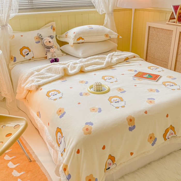 91家纺网 家纺一手货源 找家纺 沐慕  2022新款牛奶绒拼羊羔绒毛毯 萌萌鸭