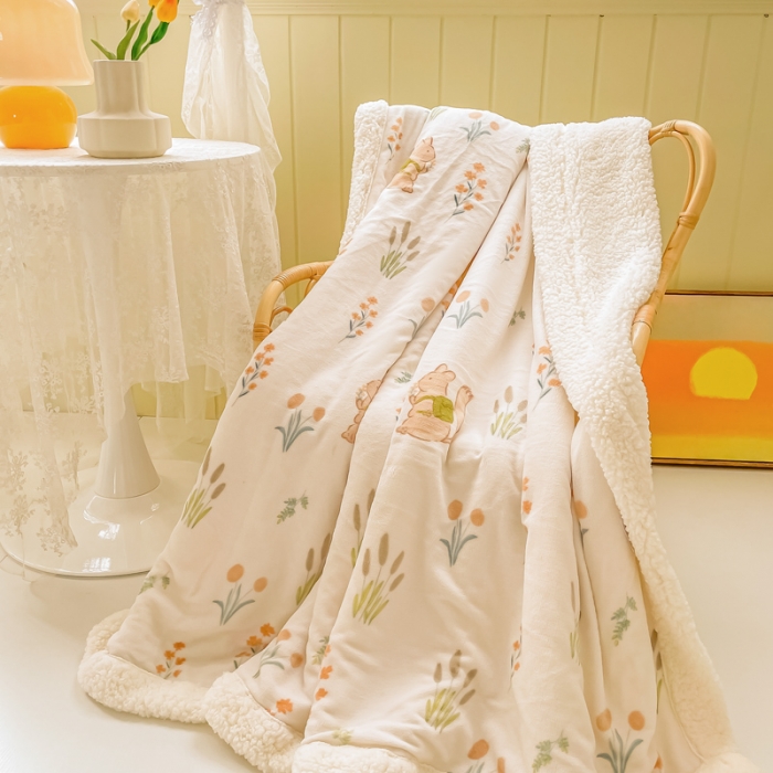 91家纺网 家纺一手货源 找家纺 沐慕  2022新款牛奶绒拼羊羔绒毛毯 田园松鼠