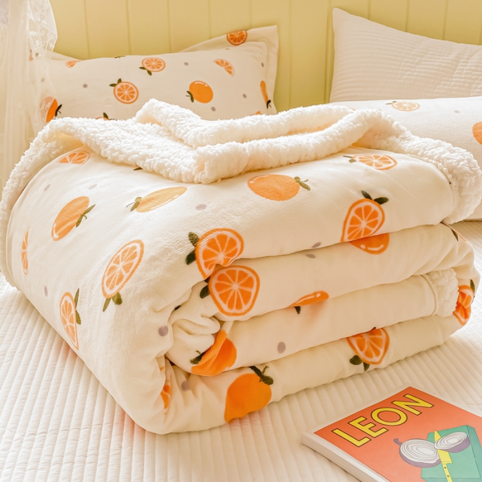 91家纺网 家纺一手货源 找家纺 沐慕  2022新款牛奶绒拼羊羔绒毛毯 小橙子