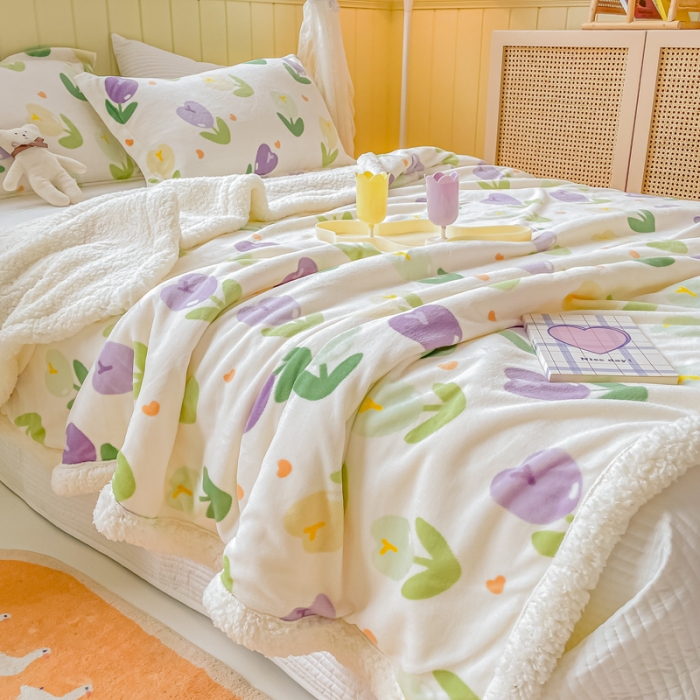 91家纺网 家纺一手货源 找家纺 沐慕  2022新款牛奶绒拼羊羔绒毛毯 郁金香