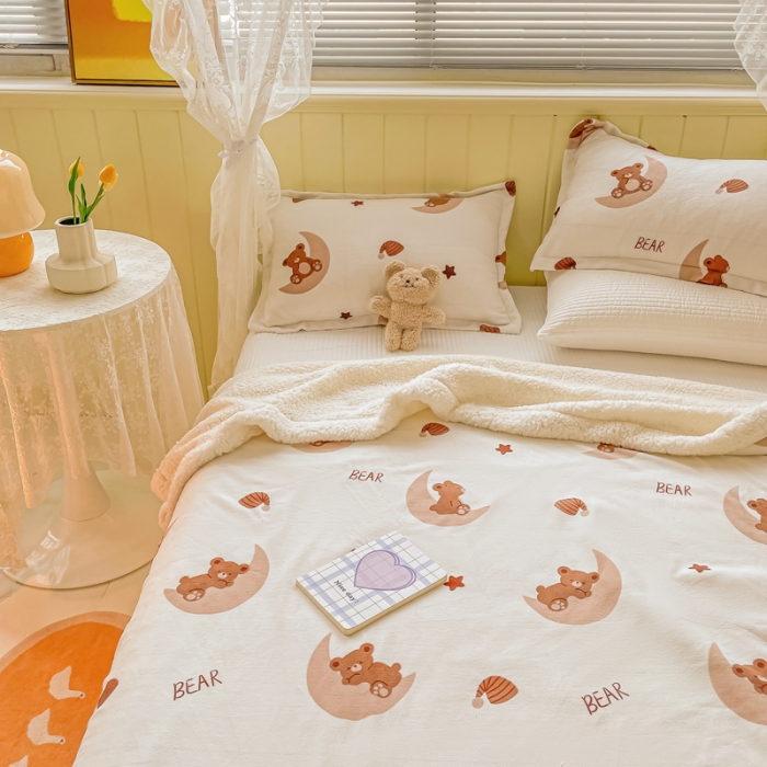 91家纺网 家纺一手货源 找家纺 沐慕  2022新款牛奶绒拼羊羔绒毛毯 月亮船