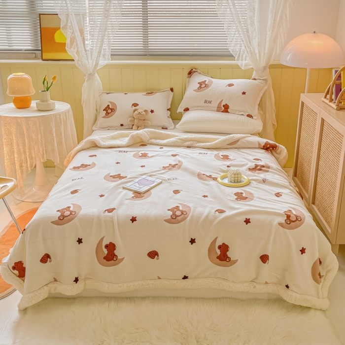 91家纺网 家纺一手货源 找家纺 沐慕  2022新款牛奶绒拼羊羔绒毛毯 月亮船