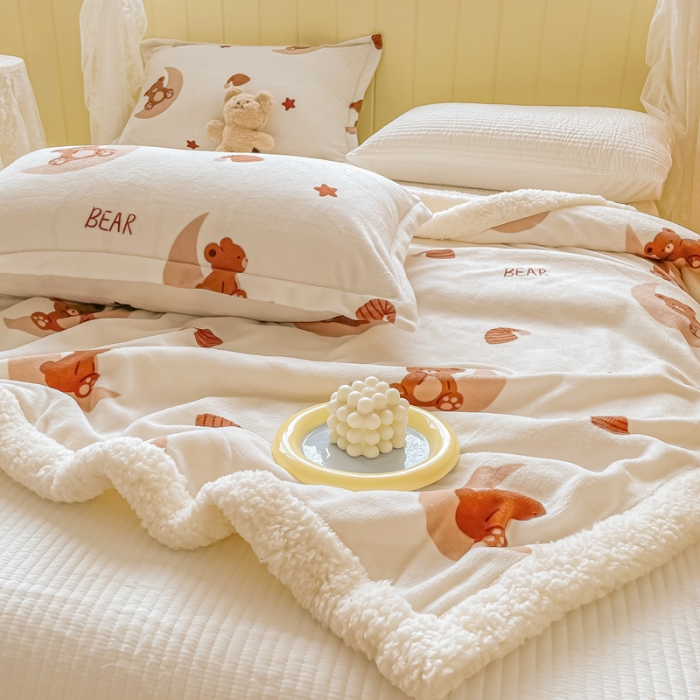 91家纺网 家纺一手货源 找家纺 沐慕  2022新款牛奶绒拼羊羔绒毛毯 月亮船