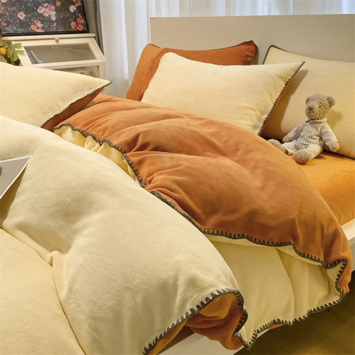 91家纺网 家纺一手货源 找家纺 眠帛家居 2022新款牛奶绒贝壳边四件套 奶黄-焦糖