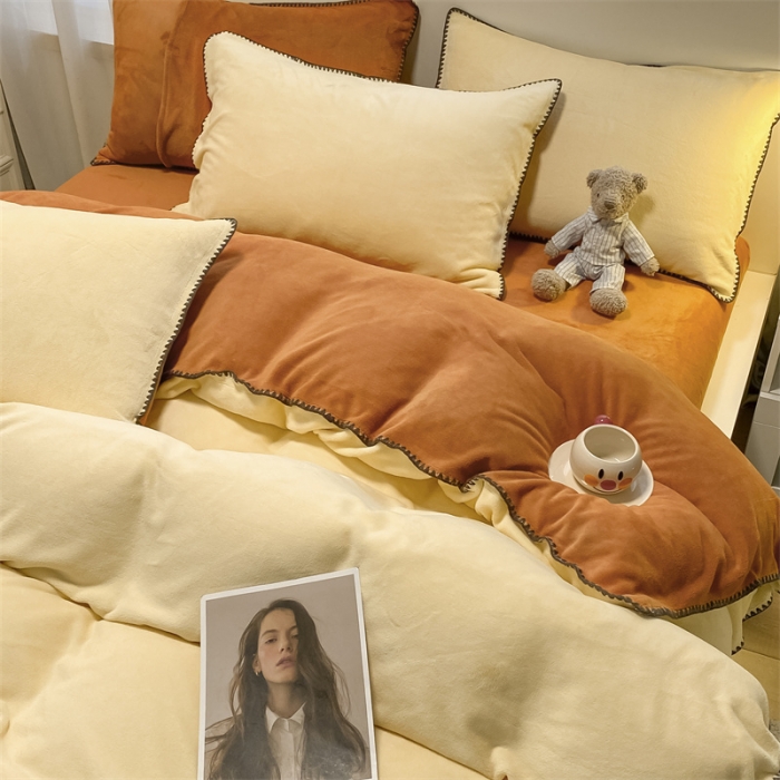 91家纺网 家纺一手货源 找家纺 眠帛家居 2022新款牛奶绒贝壳边四件套 奶黄-焦糖