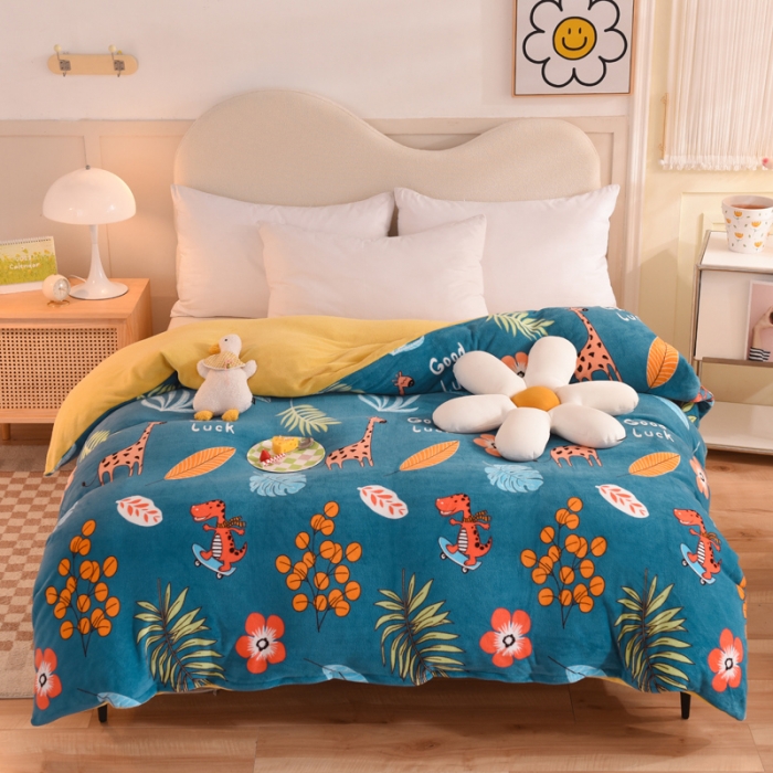 91家纺网 家纺一手货源 找家纺 甜之梦家纺2025新款印花牛奶绒单品被套可定制任何尺寸 动物乐园