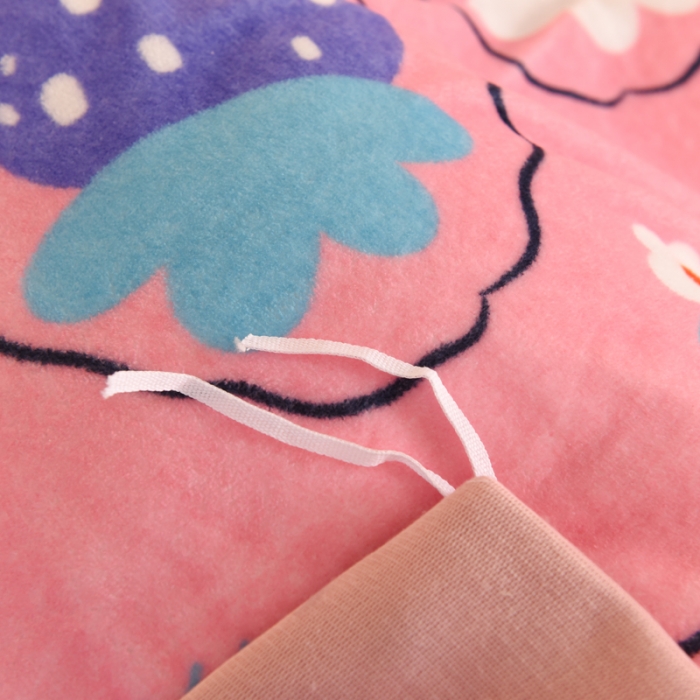 91家纺网 家纺一手货源 找家纺 甜之梦家纺2025新款印花牛奶绒单品被套可定制任何尺寸 粉红草莓