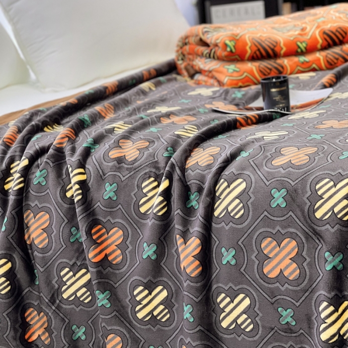 91家纺网 家纺一手货源 找家纺 （总）缔缦 22新款More design AB版复合毛毯